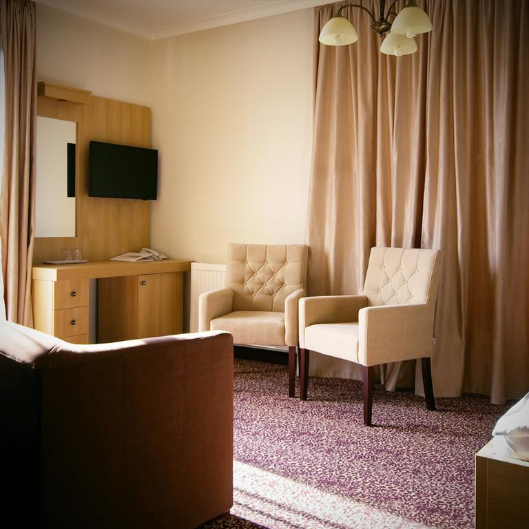 Xavin Wellness Hotel & Restaurant Harkany Room photo